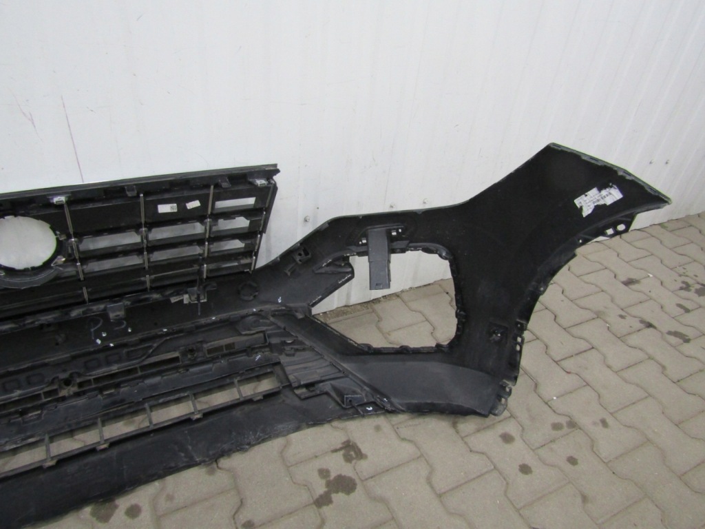 Бампер передок  передний vw touareg 3 3 r-line 760 18- в Украине
