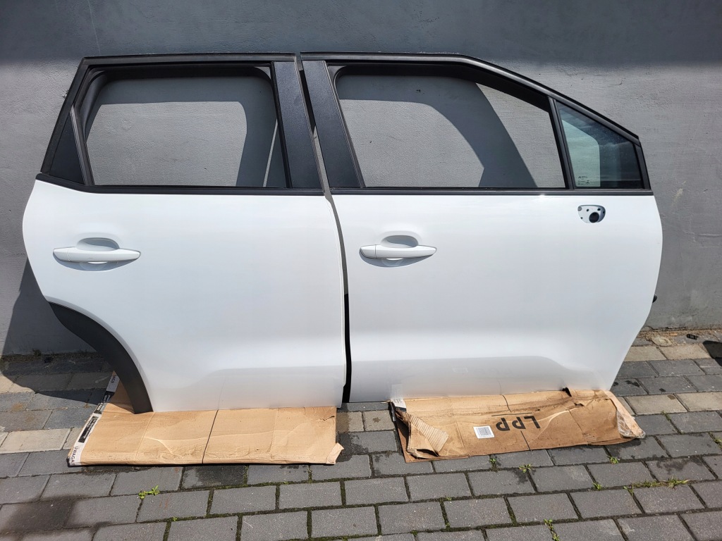 фото №1, Дверь правое задние citroen c3 aircross lift org лак цвет ewp состояние bdb