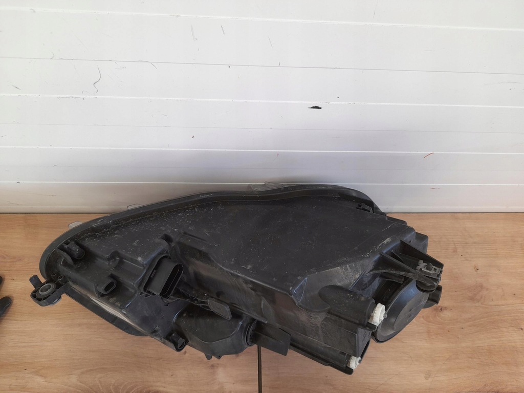 фото №5, Лампа левая vw caddy 2k5 10-15