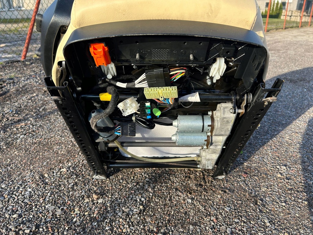 фото №10, Сиденье перед передний правый пассажира maserati granturismo 2008-