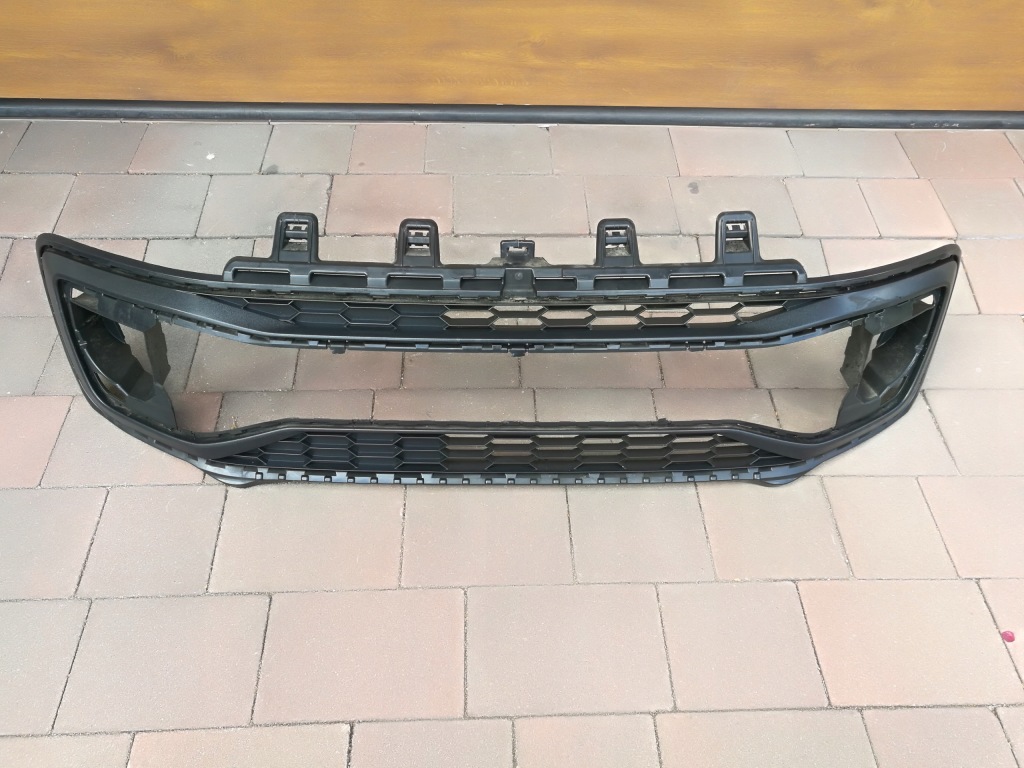 фото №1, Vw up lift 2016 --- решітка бампера перед 1s0853677f