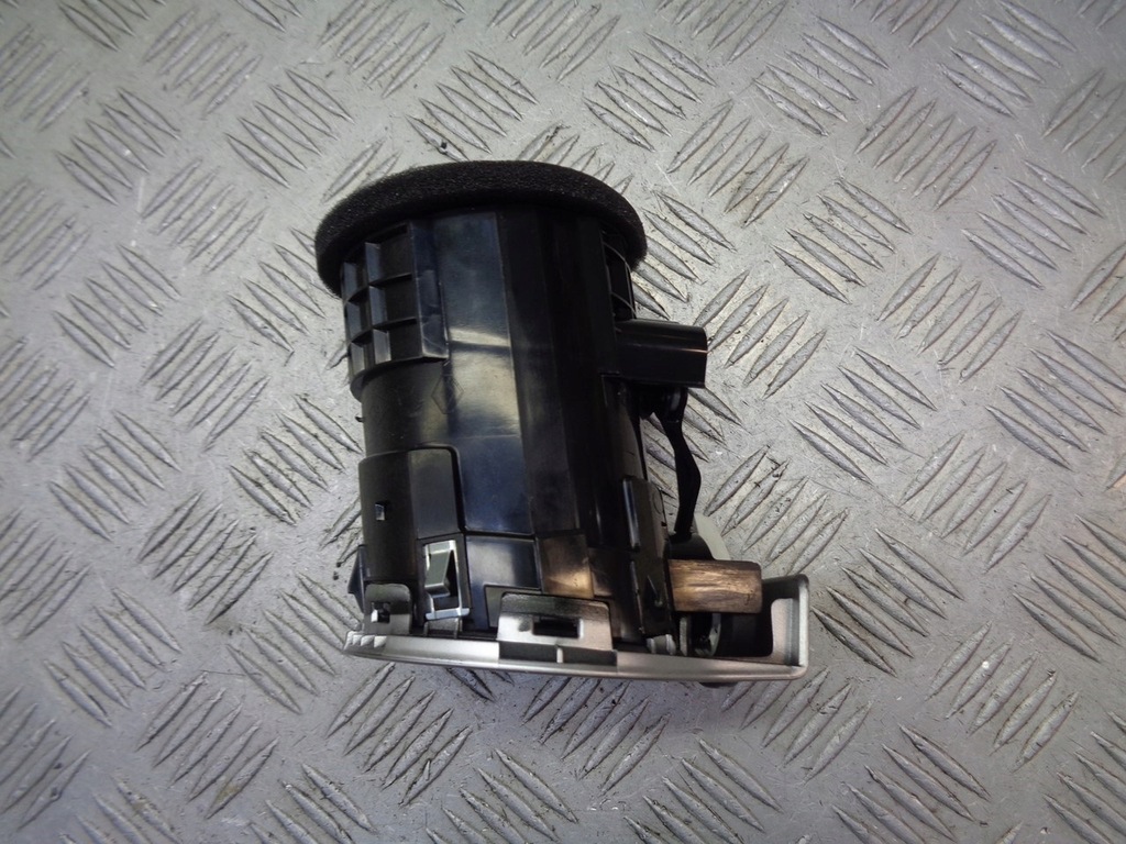 фото №3, Решітка обдув ліва renault koleos 68751-jy00a