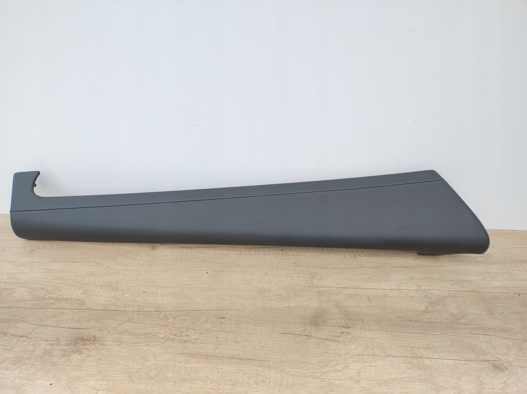 фото №1, Mercedes x254 glc обивка дверь левый перед кожа