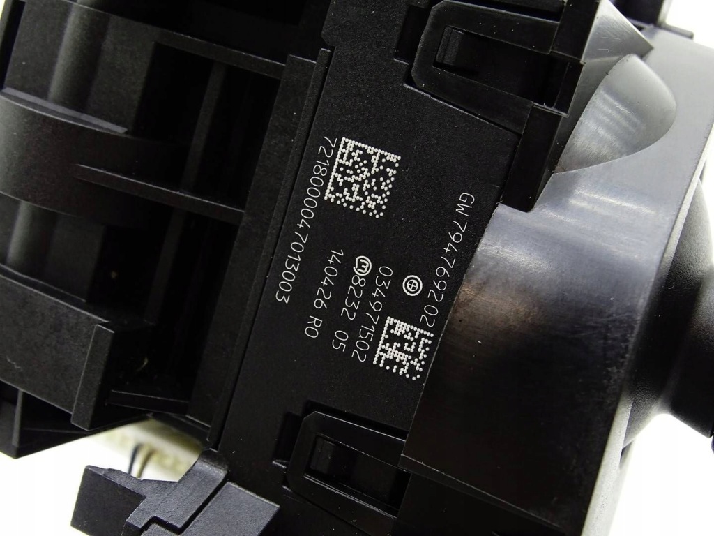 Куліса тяга куліса  ручка перемикання передач bmw g30 g31 g32 uk 7947692 Ціна