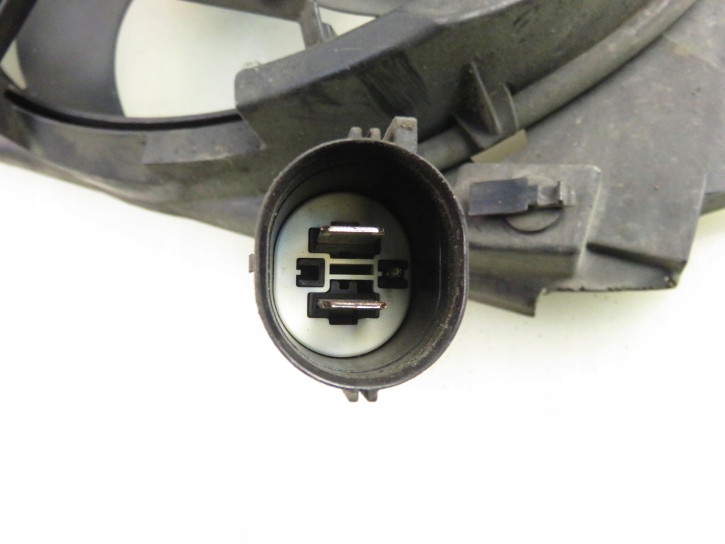 Вентилятор радіатора ford c-max 1 1.6 tdci 1137328558 3135103743 Недорого