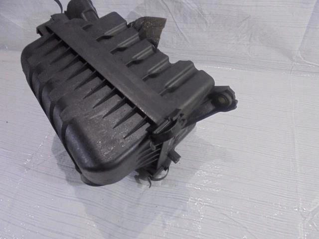 фото №3, Корпус фильтра воздуха kia sportage ii 2.0 crdi