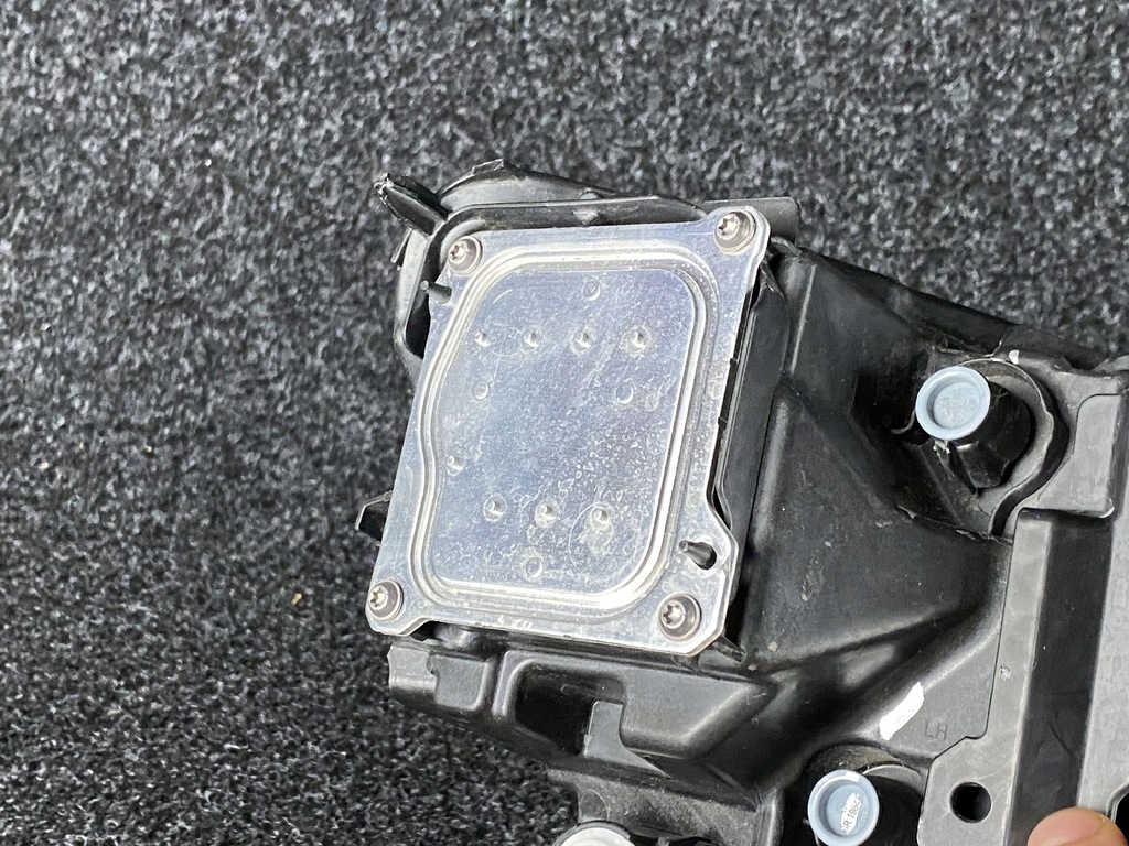 фото №7, Volvo s60 iii v60 ii лампа full led левая перед передняя 32338001