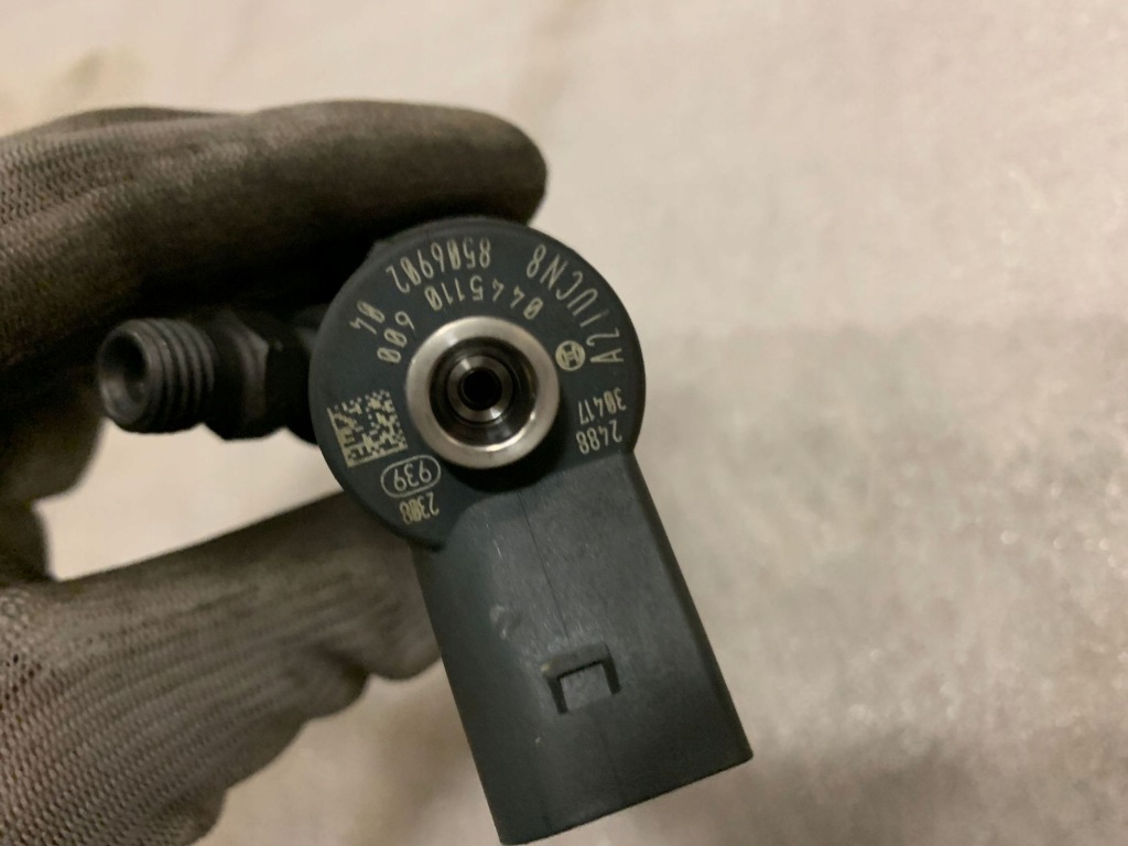 фото №3, Mini one - cooper clubman r55 2012 форсунка топлива 850690204