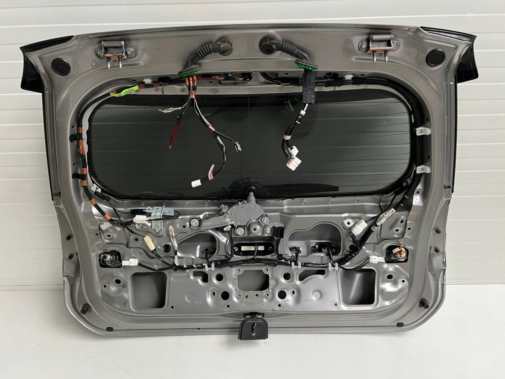 фото №8, Крышка багажника задняя багажника lexus ct 200h камера