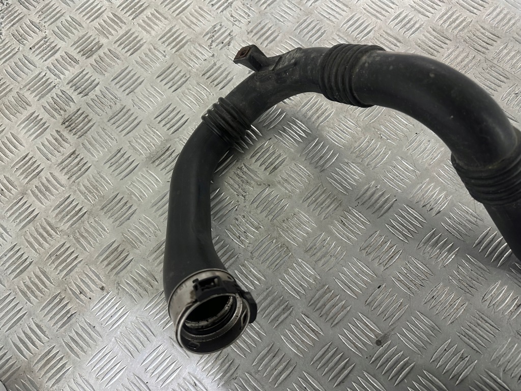 Opel corsa e 1.4 turbo труба пабтрубок  шланг интеркулер 13403237 Недорого