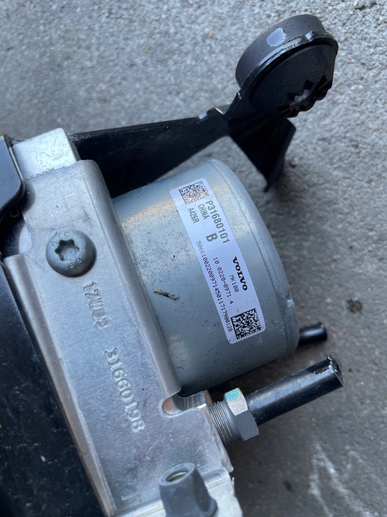 фото №3, Volvo xc60 xc90 v90 v60 насос abs 31680098