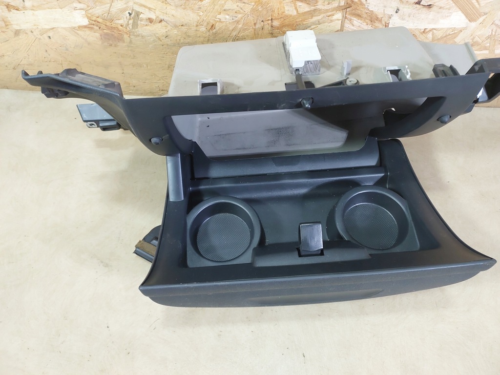 фото №4, C4 picasso бардачок