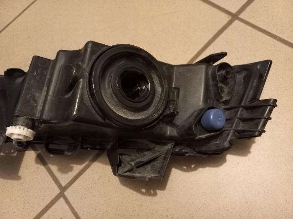 фото №7, Фара противотуманный skoda оригинальный номер 5ja 941 700 d