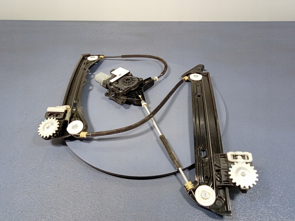 фото №1, Bmw 2 gc f44 підйомник скло перед правий 9851142