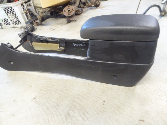 фото №10, Mazda 6 gg/gy 05-08 туннель средний podłoketnik