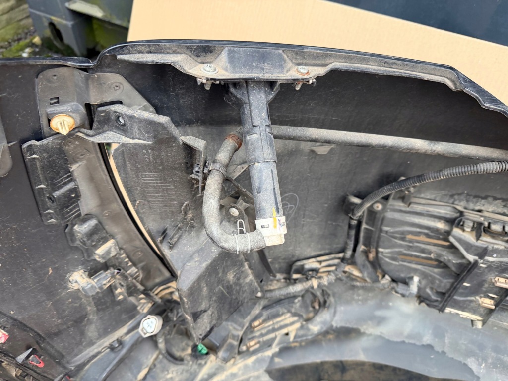 фото №9, Бампер перед citroen c4 aircross оригинал нет клеёный