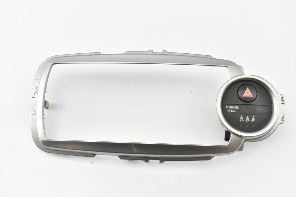 фото №1, Кнопка аварийных рамка радио 83950-0d050 yaris