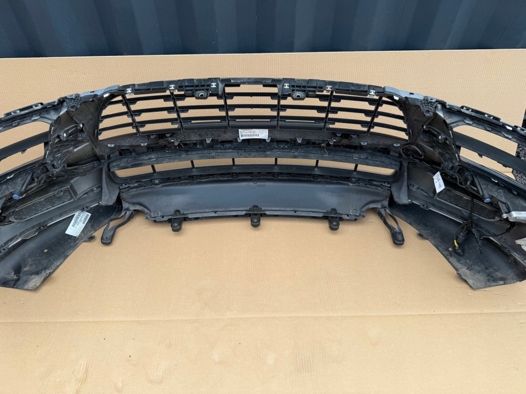Бампер porsche macan 95b lift 2019- kompletny оригинал хороший m7p Недорого