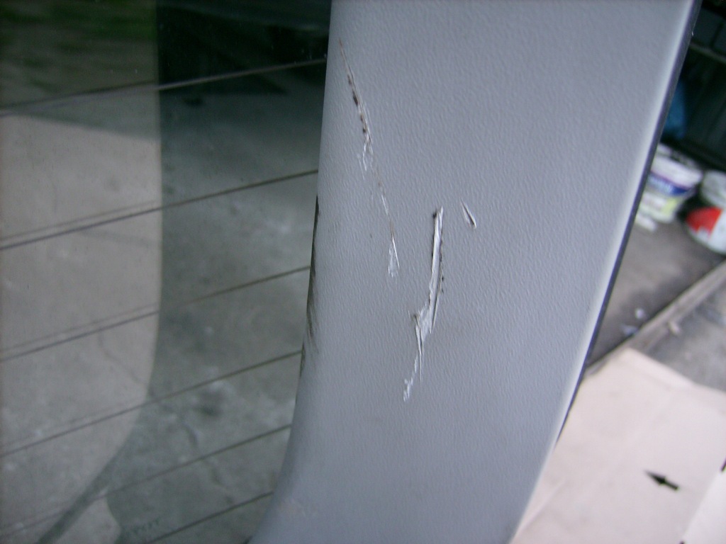 фото №13, Крышка багажника багажника задняя 1e2 toyota avensis verso 01-03r