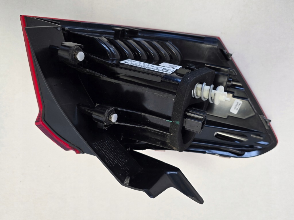 фото №4, Vw t-roc лампа правый задняя задняя правая oem 2ga945096