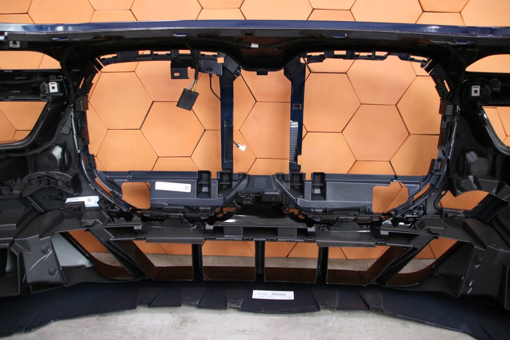 фото №8, Bmw 7 g70 i7 m-pakiet kompletny бампер перед передний c3z tansanitblau