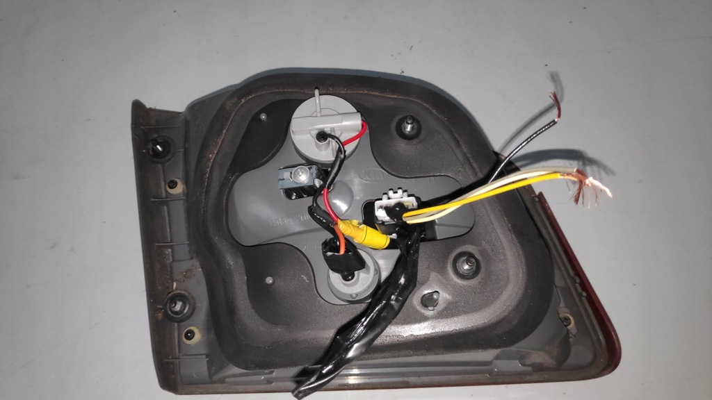 фото №6, Лампа задняя w крышка правая + левая kia magentis ii