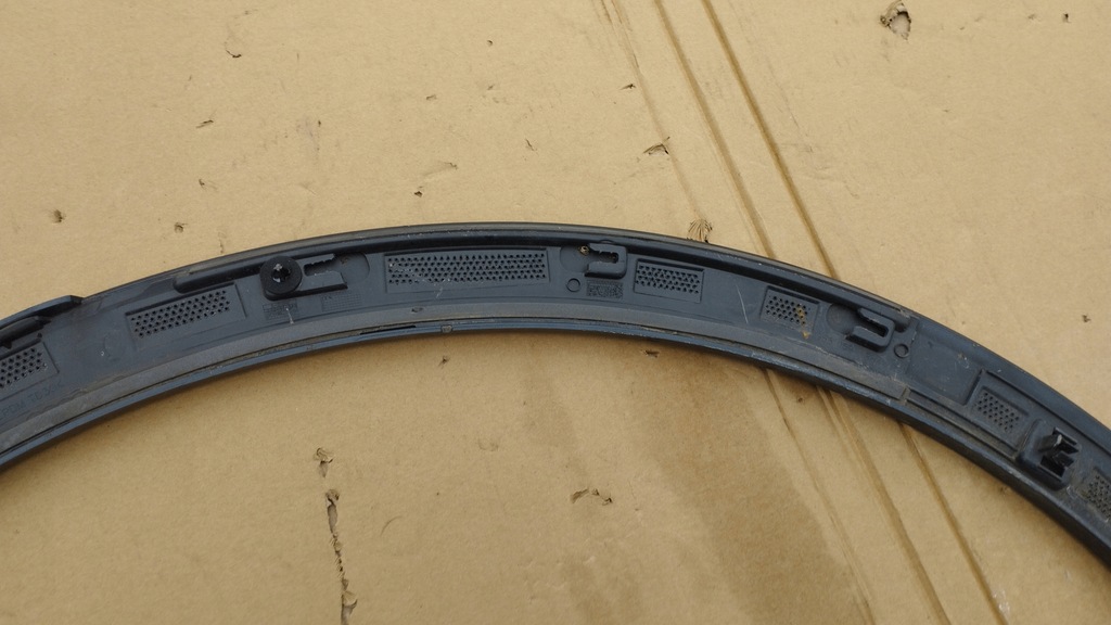 фото №13, Молдинг крила правий задня audi q3 ii