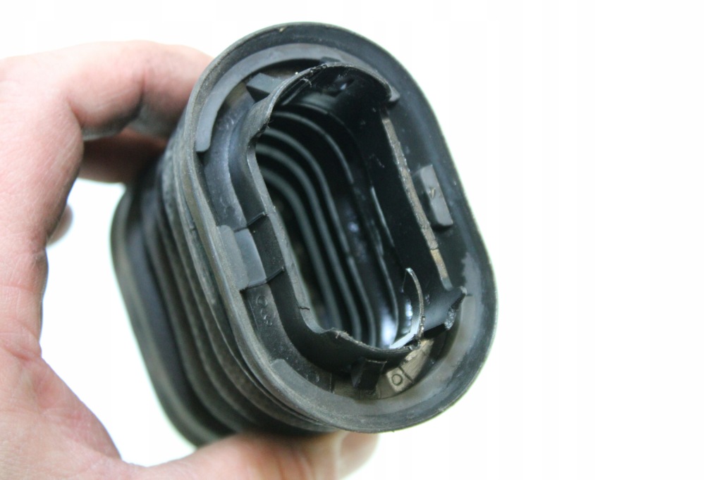 фото №3, Mercedes w220 защита резиновый элемент проводка трубопровод дверь