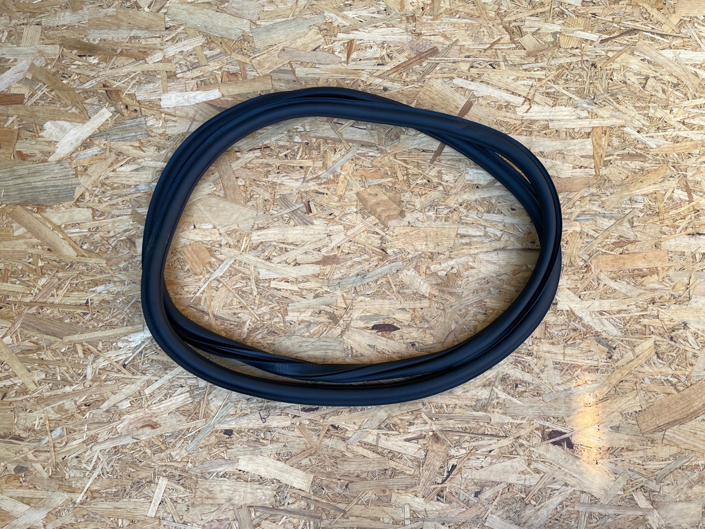 фото №1, Прокладка двері лівий перед передня audi sq2 81a