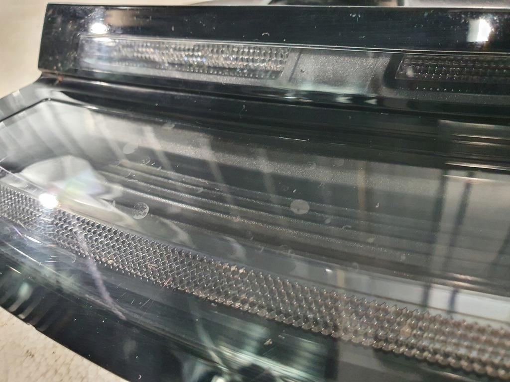 фото №10, Лампа правая задняя задняя porsche 911 992