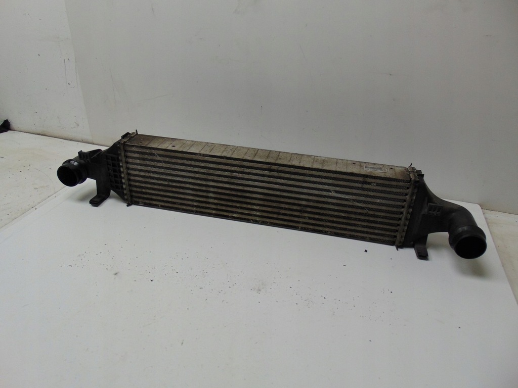 фото №11, Радиатор воздуха интеркулер mercedes w246 a2465000900