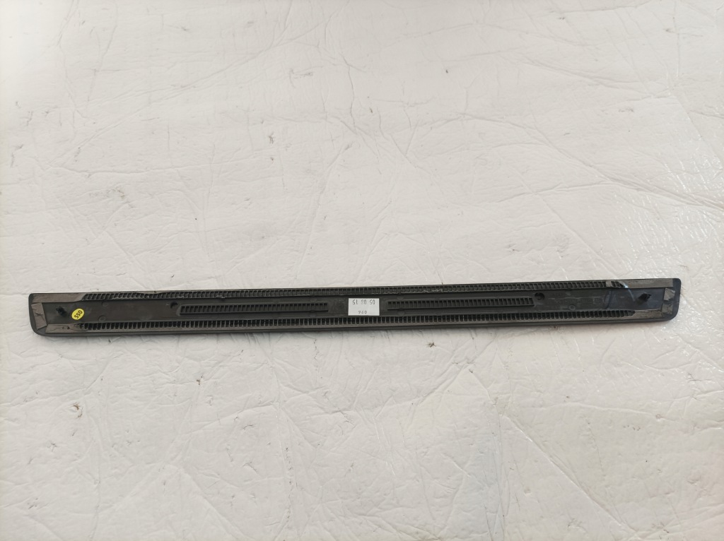 фото №4, Audi a4 b9 allroad молдинг поріг 8w0853374