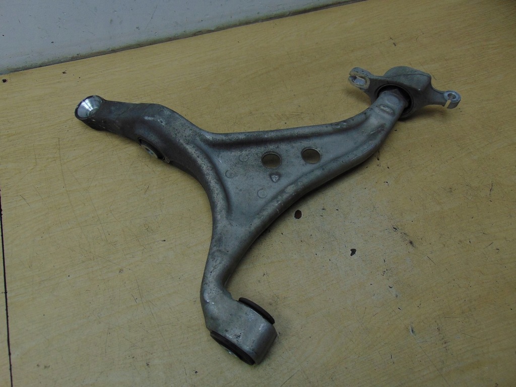 фото №8, Рычаг левый перед mercedes gle w166 16603