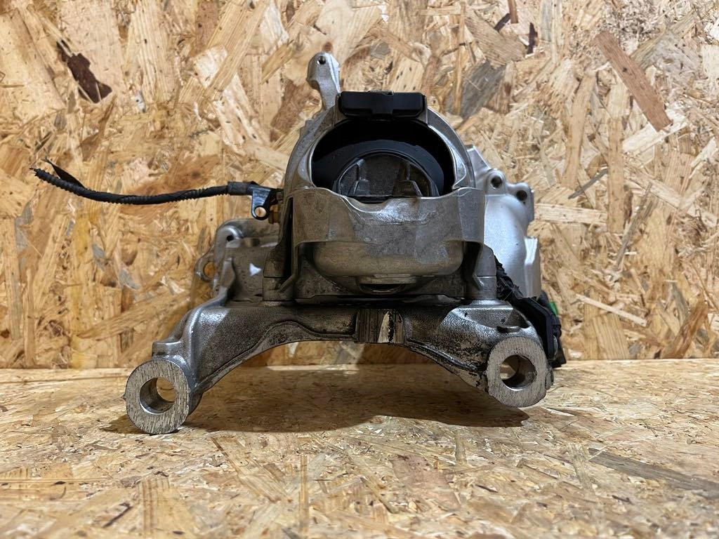 фото №6, Кронштейн кронштейн подушка двигуна a6 s6 c8 a7 4k 80a399295 4m0199371ff orygin