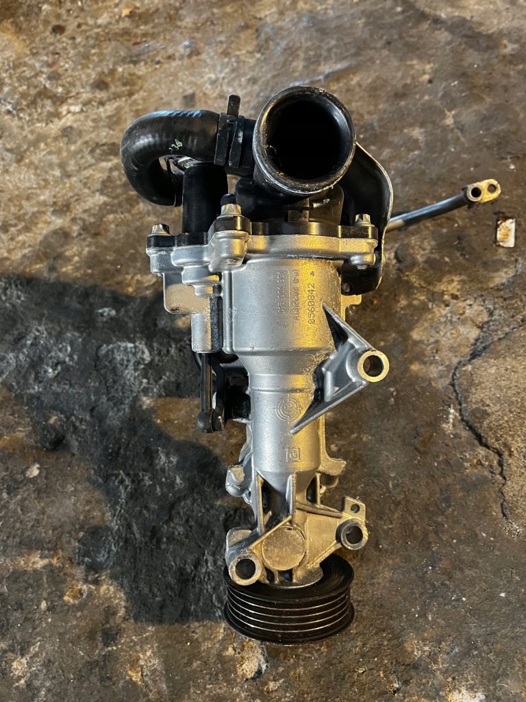 фото №5, 12 mercedes w176 w246 1.6cgi насос воды a 2702000601