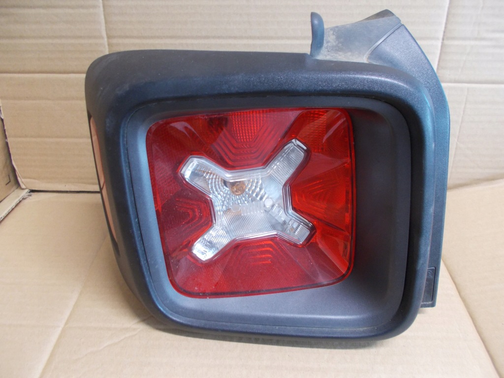 фото №1, Лампа задняя левая jeep renegade 2014- trailhawk