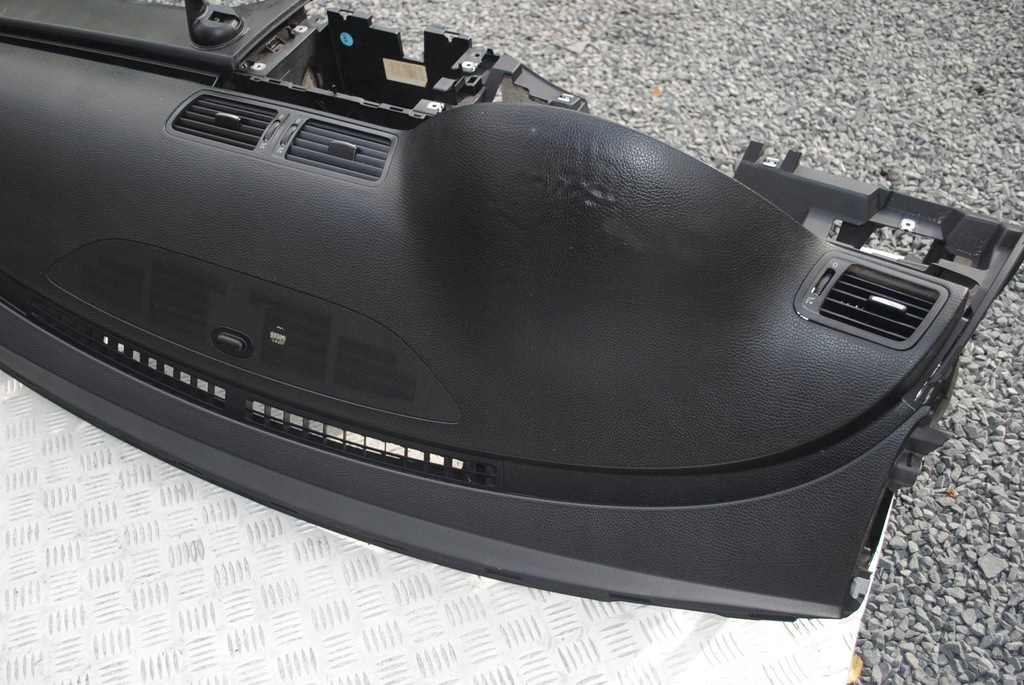 фото №6, Панель приладів панель приладів приладова консоль czarna vw passat b6