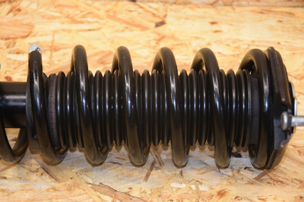 фото №10, Амортизатор задня subaru xv 1.6i 2.0i 19r 4tyśkm оригінал 20365fl110 ідеальний стан