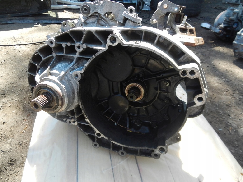 фото №10, Коробка передач передач vw t5 transporter 2.5tdi gwb 03-