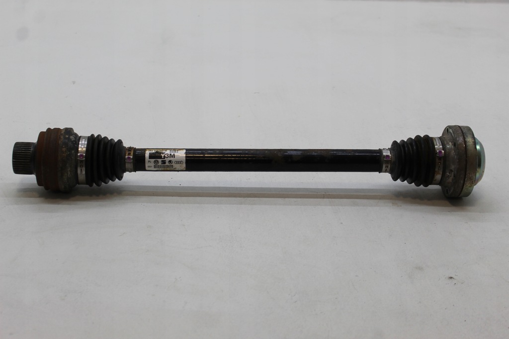 фото №1, Audi a5 8t приводной вал задняя 8k0501203m