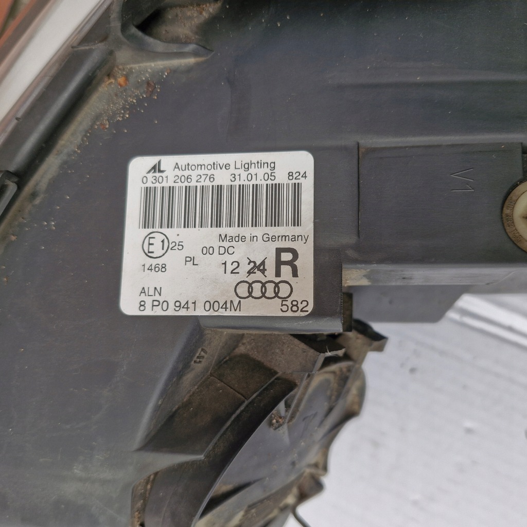 фото №8, Audi a3.8p.lampa права ксенон комплектна europa. 8p0941004m