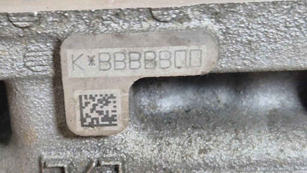 Блок двигуна bmw 3 f30 2.0d b47 b47d20a оригінальний номер 851398206 добрий стан Доставка