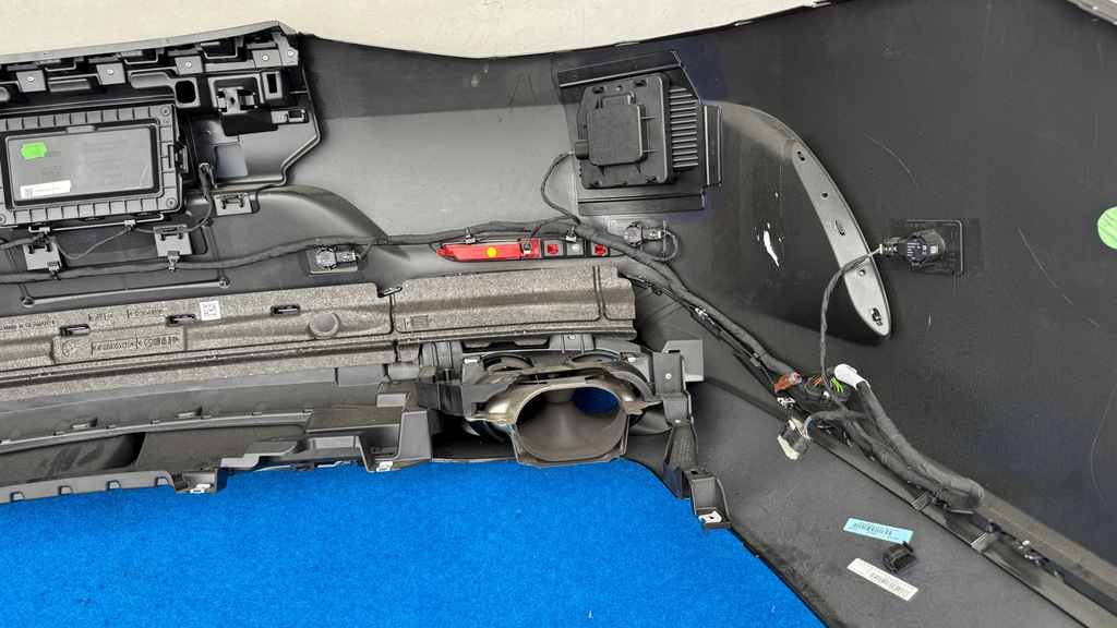 фото №12, Mercedes amg gt w290 4door бампер задня kompletny a2908853400 st/b/2a