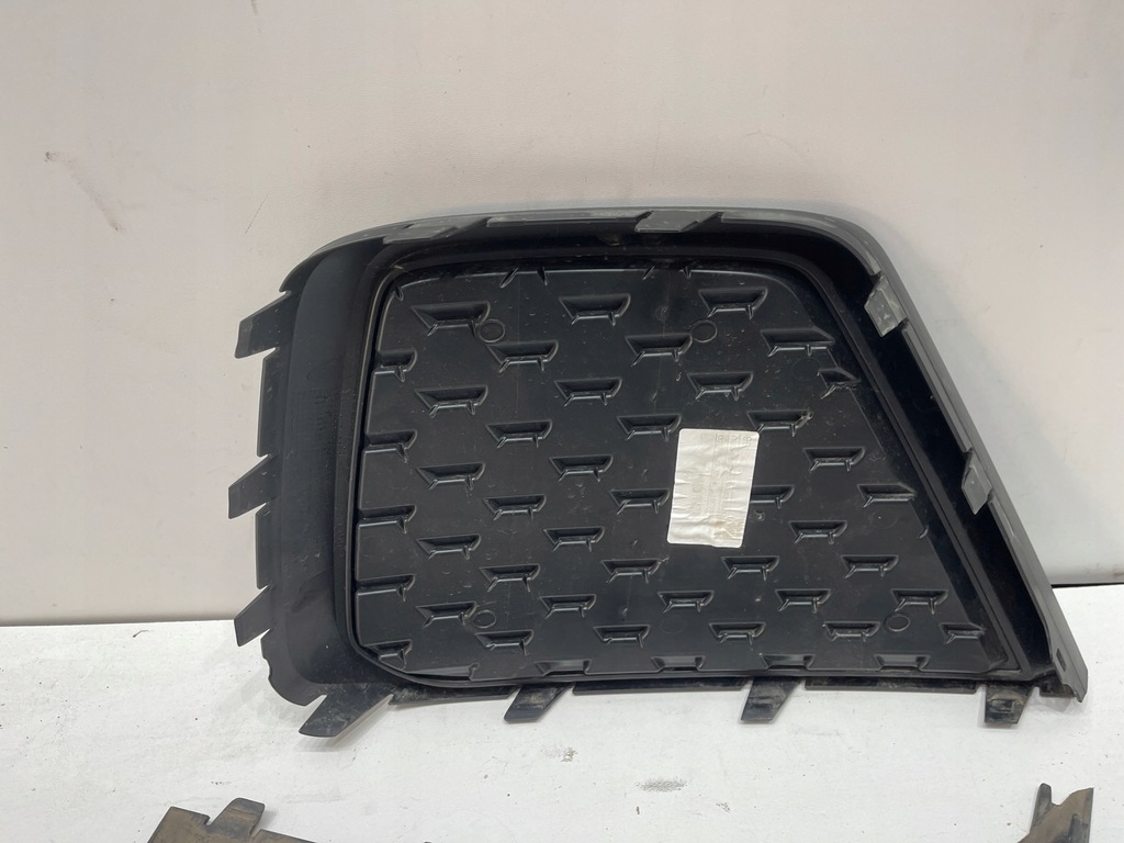 фото №5, Audi a1 82a решётка бампера левая перед 82a807681f