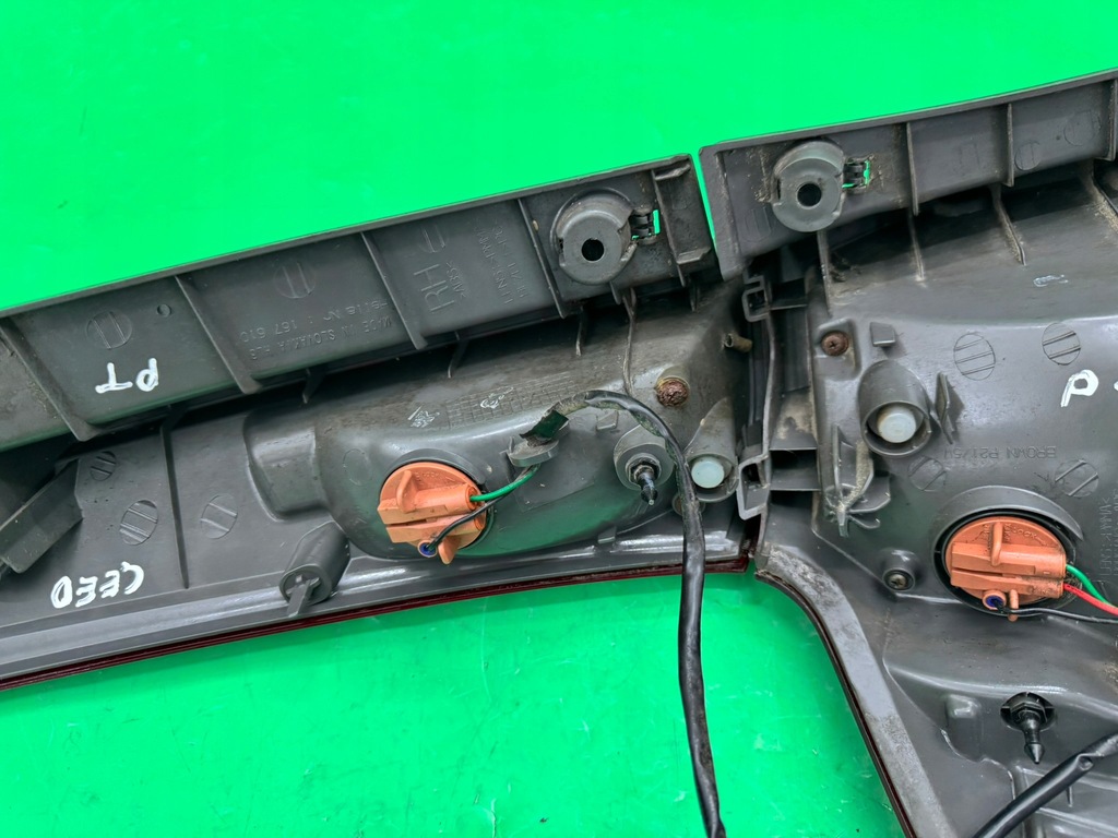 фото №13, Лампа права задня задня комплект kia ceed i 1 06-09 kombi europa