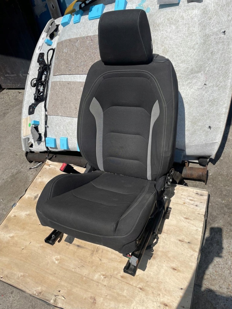 Chevrolet camaro 2016+ сиденье водителя подушка безопасности оригинал в Украине