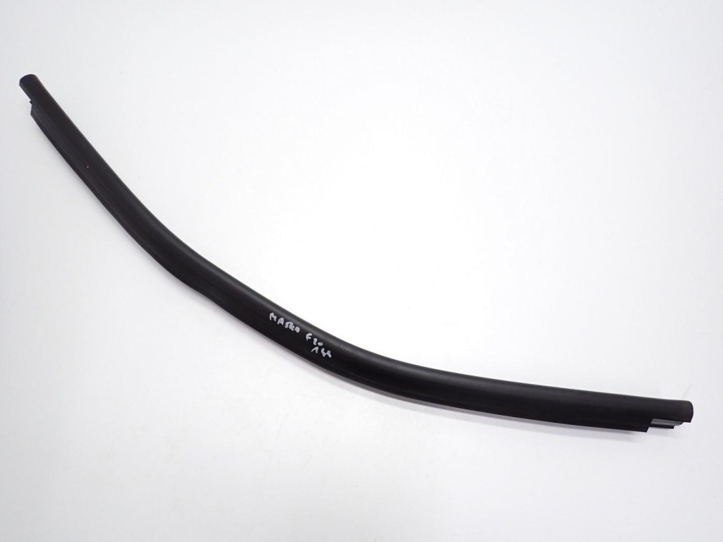 фото №1, Прокладка резиновый элемент капот отсек двигателя bmw 1 f20 14r