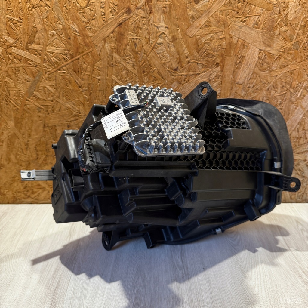 Фара левая правый  фонари передние комплект mini countryman f60 full led рестайлинг Доставка