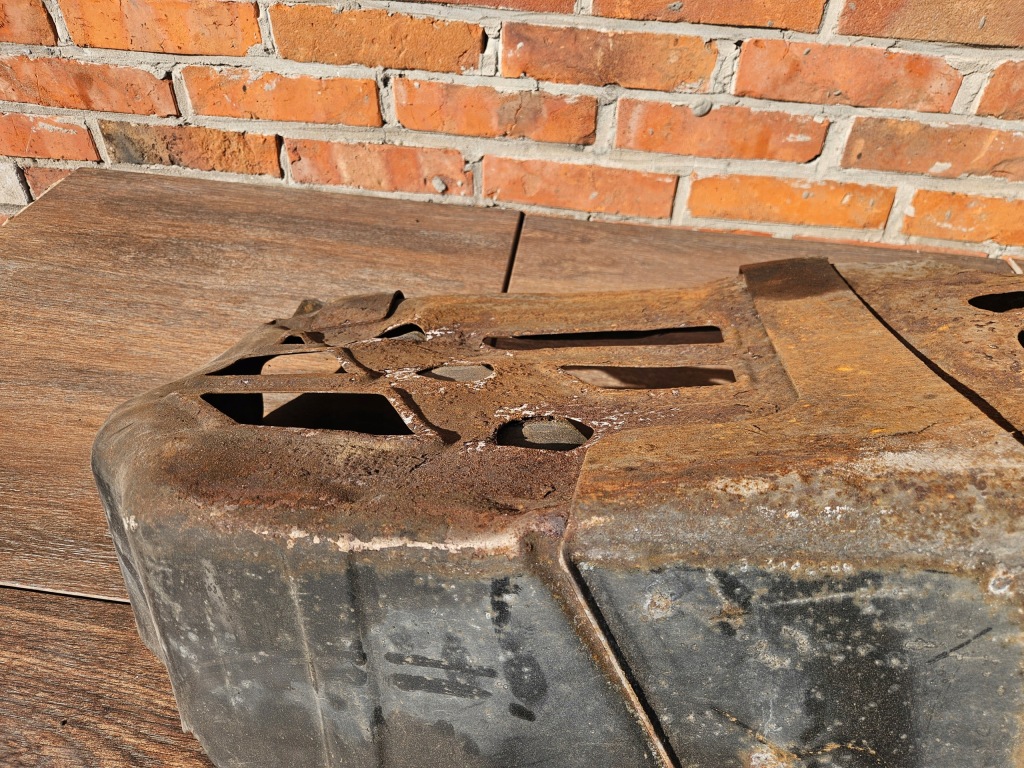 Jeep cherokee kk 07-12 2.8 накладка бака топлива Киев