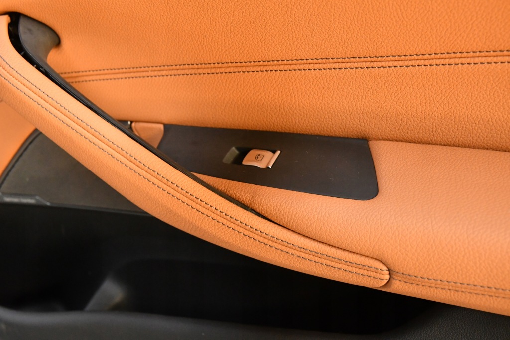 Обивка дверь правый  перед передняя обшивка дверь bmw 5 g30 g31 1603km Недорого